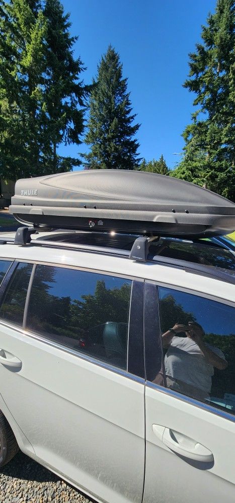 Thule Carrier