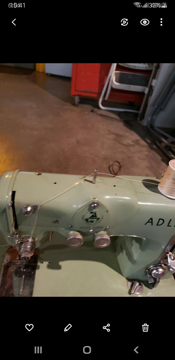  Industrial Sewing Machine