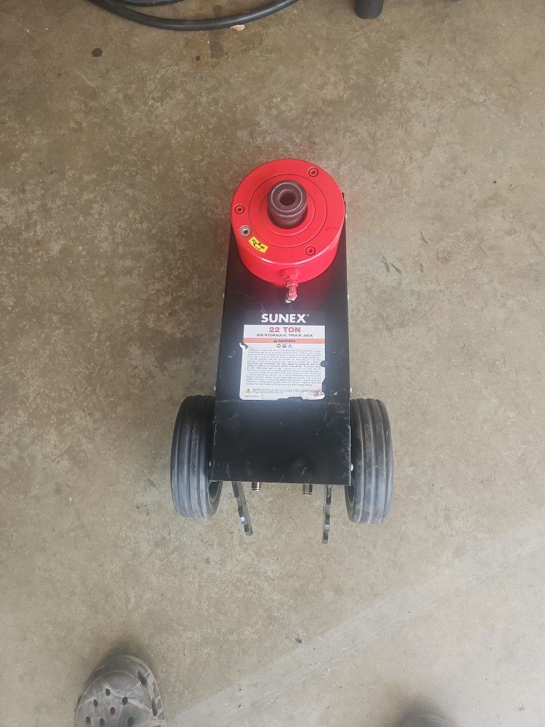 Sunex 23 Ton Jack
