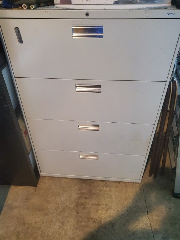 HON 4 Drawer Horizontal Filing Cabinet
