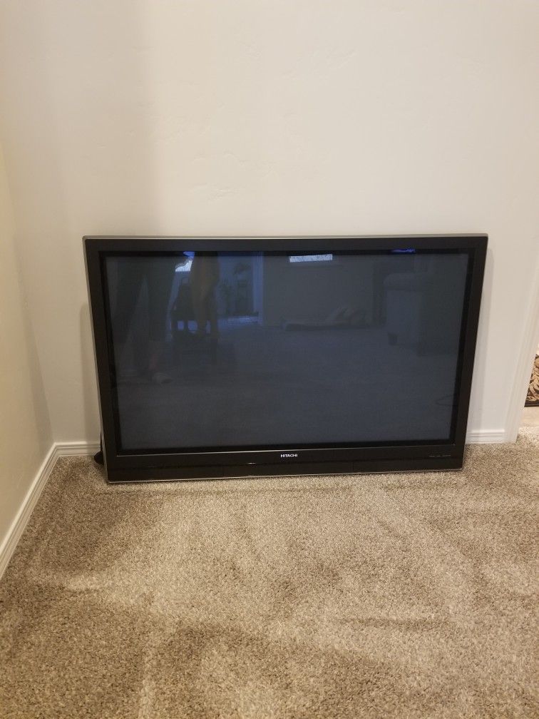 Excellent HITACHI 50" Plasma TV w/stand & User Guide