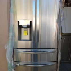 Samsung Refrigerator 4 Doors