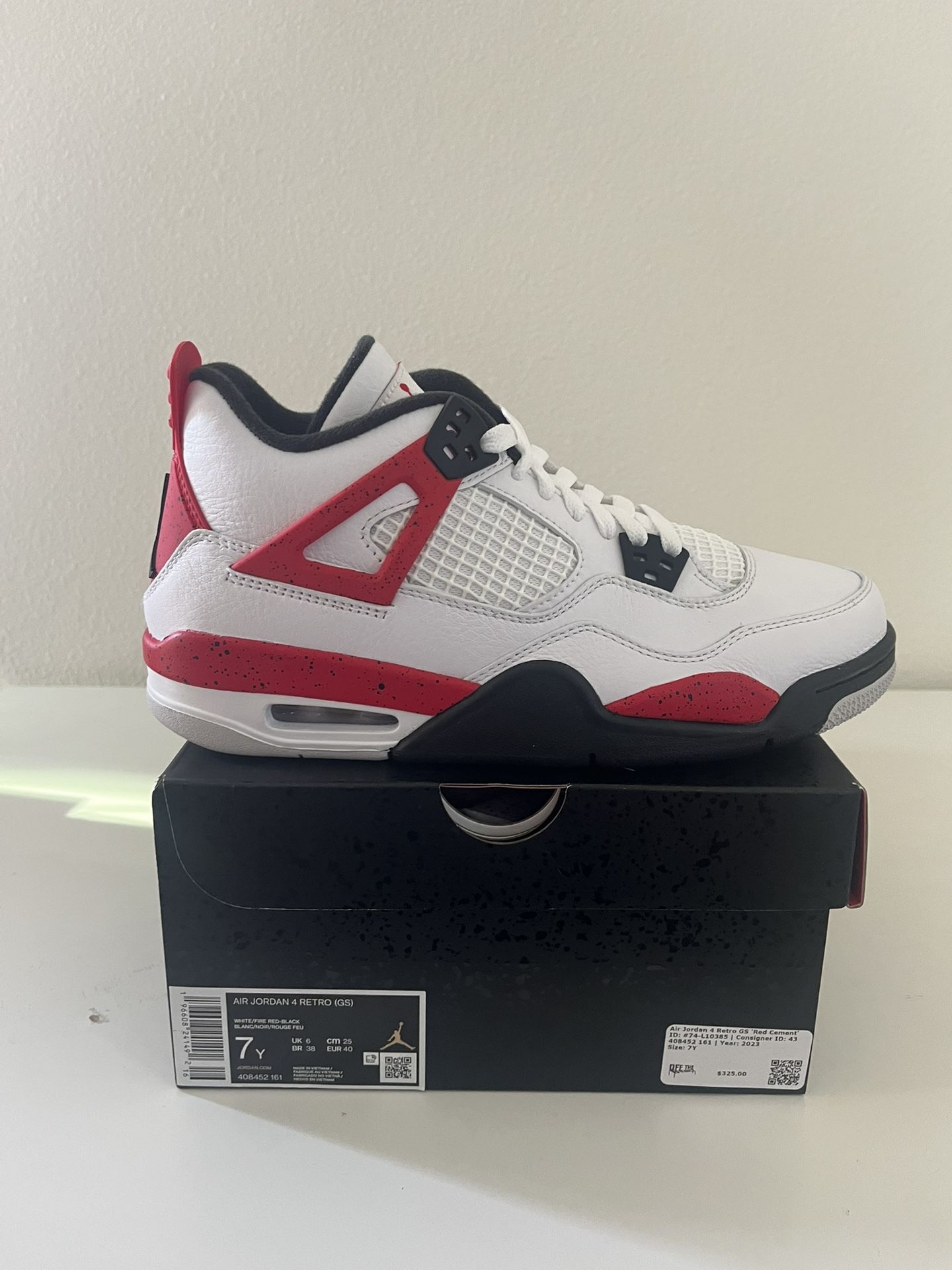 Jordan 4 Red Cement