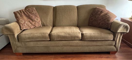 Free Couch