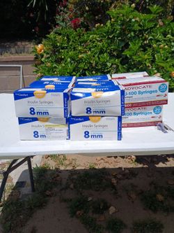 Insulin syringe 100 ct per box