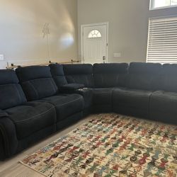 6piece RECLINER SECTIONAL