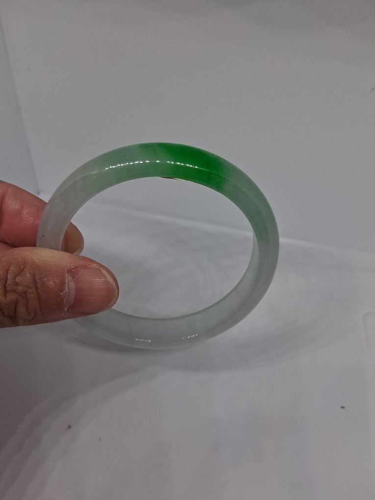 Green Icy Jadeist Bangle Size 59x11.6x7.2mm 