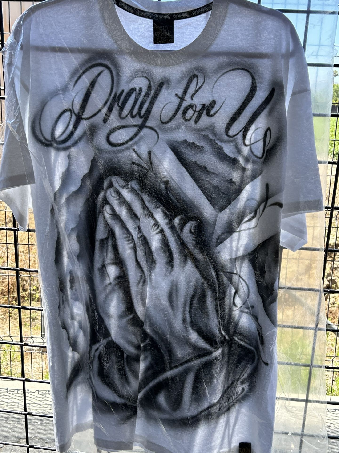 Pray For US Air Brush