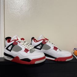 Jordan 4 Fire Red
