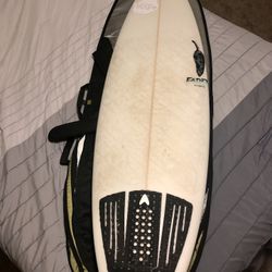 5x10 Chili Surf  Board With Cover And Travel Bag 