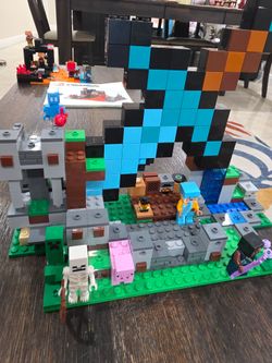 Lego Minecraft Incomplete Lot Of Sets -30+ Minifigures,Pets,Weapons, Accessories