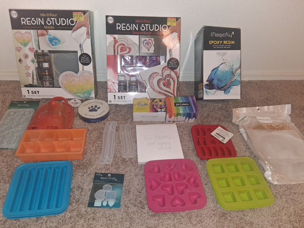 All Sorts Of Arts And Craft Stuff.  From Apoxy Resin Kits And Picture Frames And All Sorts Of Baby And Kit Arts And Craft Items!