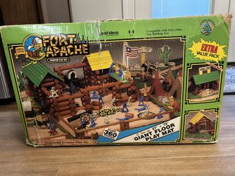 Fort Apache Frontier Play Set 