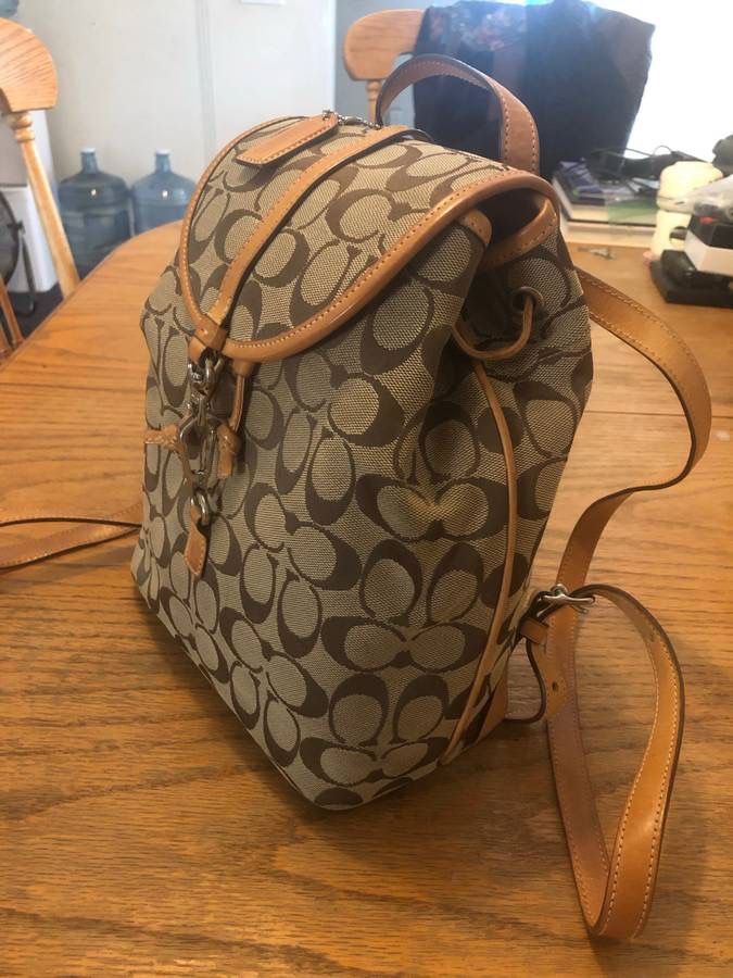 19 inch nike backpack Pathfinders High School