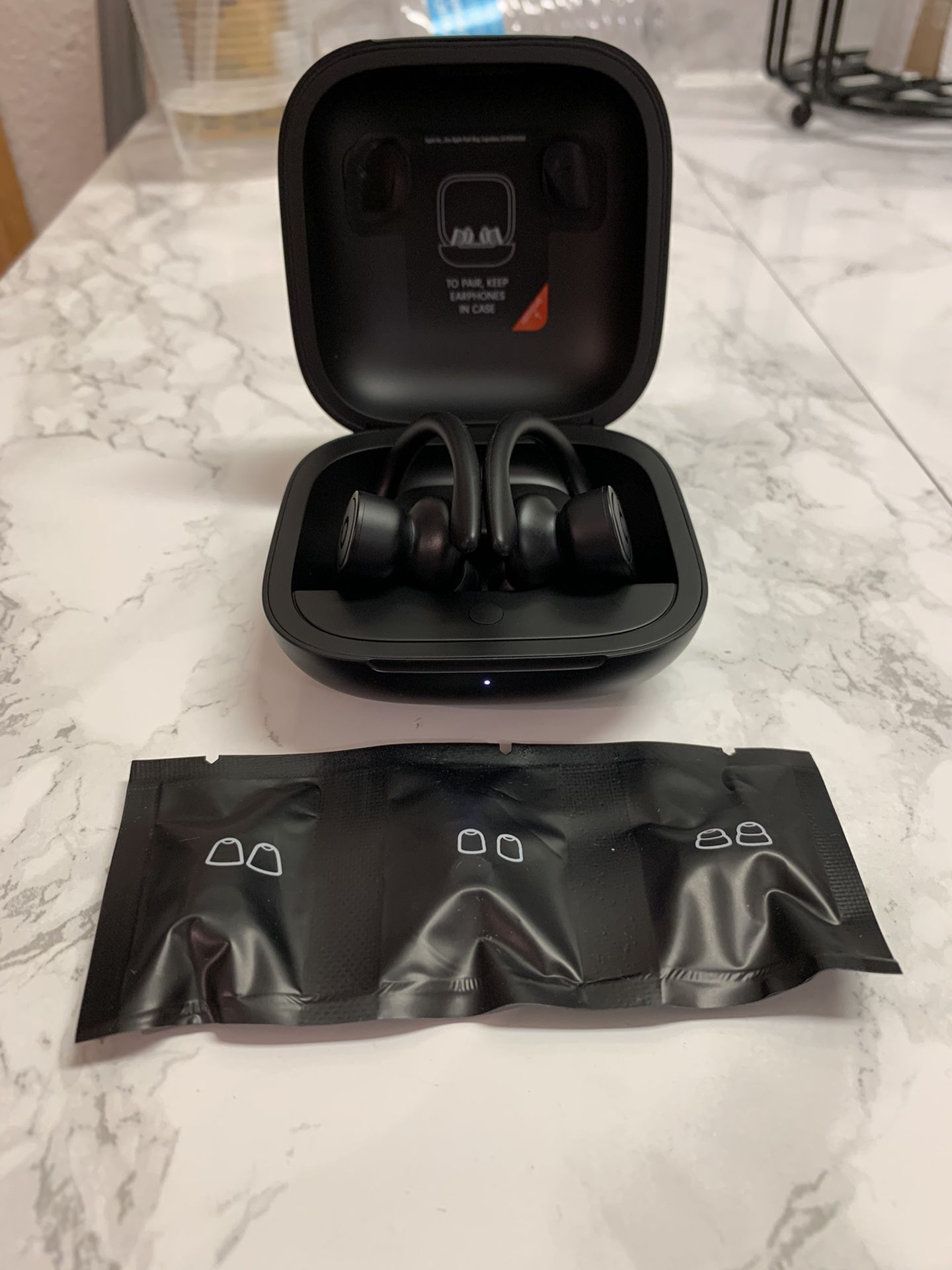 Beats Pro Wireless with new replacement tips