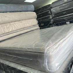 Queen Mattress Pillowtop 