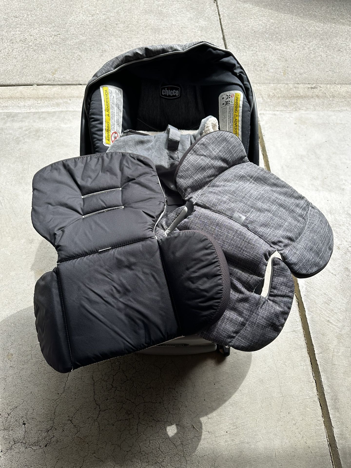 Chico Infant Car Seat