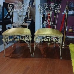 2 Metal Chairs 