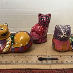Vtg HandPainted Folk Talavera Mexico Clay Pottery Cat Figurines-$20ea