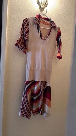 Women’s medium dress