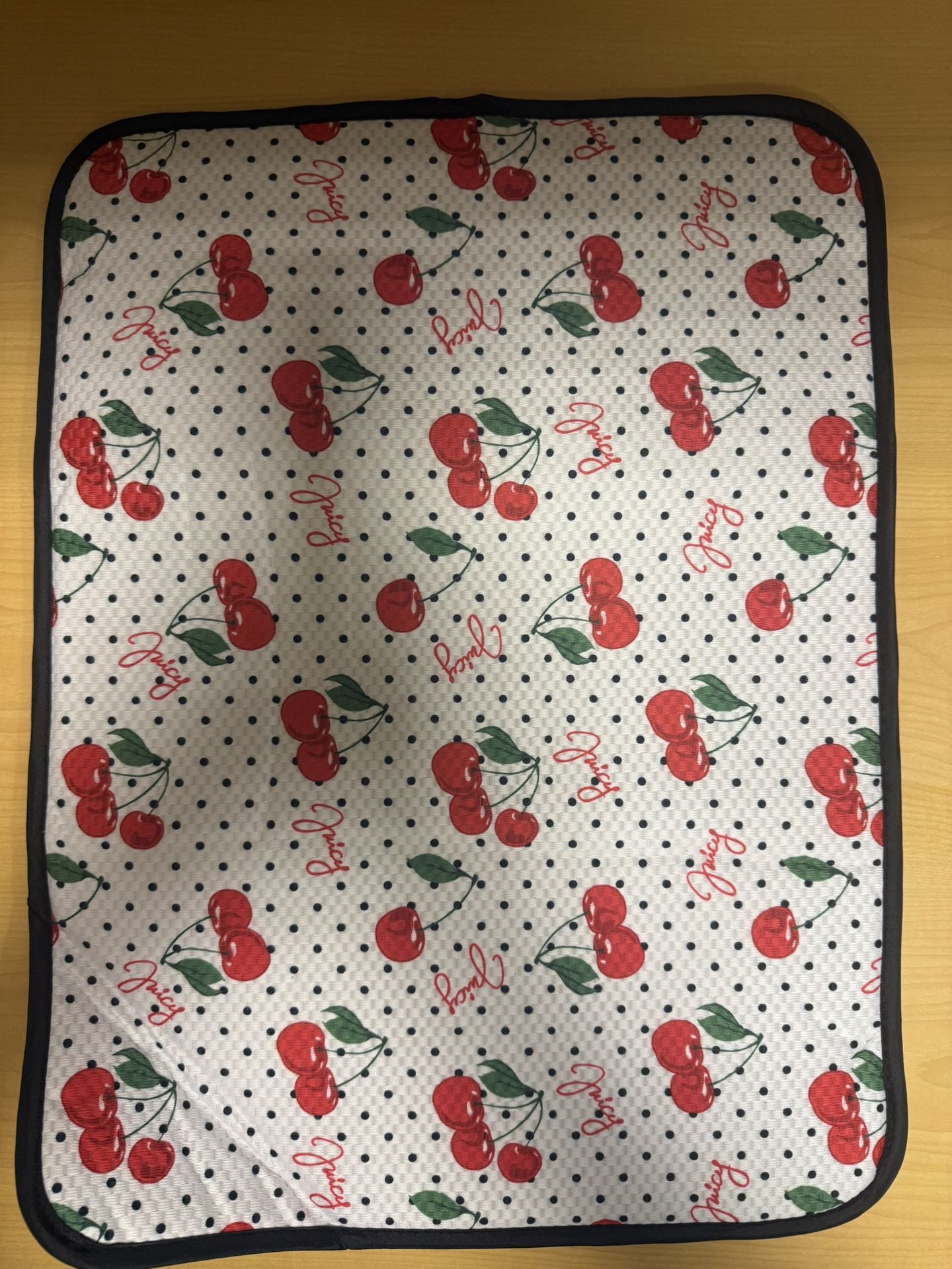 Juicy Cherry Mat