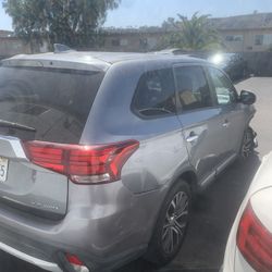 2018 Mitsubishi Outlander