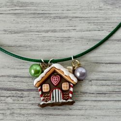 Gingerbread House Necklace 