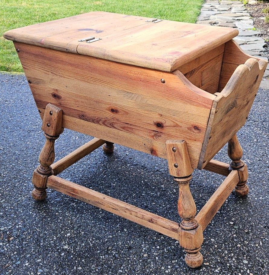 End / Side Table