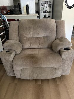 FREE Lightweight Oversized Beige Recliner with Cup Holders