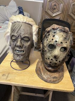 Jason Goes To Hell bust with Mommas severed head
