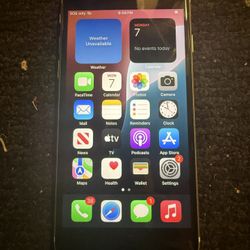 iPhone SE 64GB UNLOCKED 