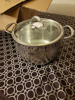  Brand New Princess House.   Olla de 12Qts  