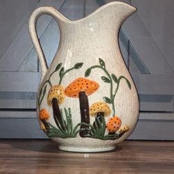 Mushroom Pitcher