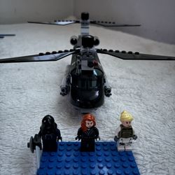 76162 LEGO Black Widow's Helicopter Chase (Incomplete)