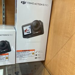 DJI Action 5 Pro Adventure Combo