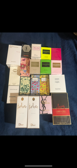 Perfumes / perfumes