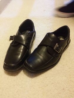 Casual shoes