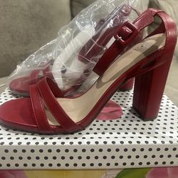 Sandals / Sandalias altas / Size 10 New!!! Sin usar !! Nuevas!