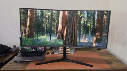 Samsung 34" Curved Ultrawide Monitor LC34H890WGNXGO – Excellent Condition