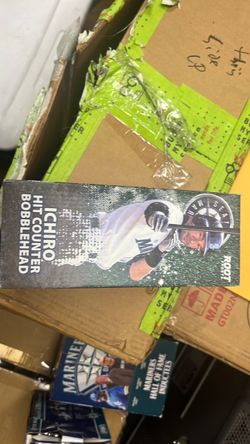Ichiro hit counter bobblehead