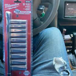 Milwaukee Impact Wrench 