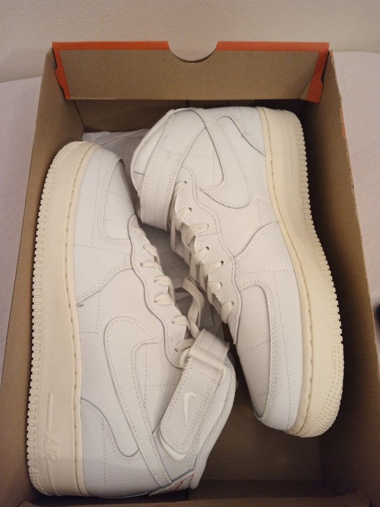 Women's Air Force 1 '07 Mid LX