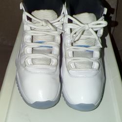 Size 8.5 - Air Jordan 11 Retro 2024 Legend Blue / Columbia