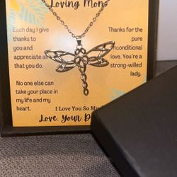 To My Loving Mom Necklace New : Perfect As Gift To Ur Mom 