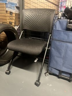 Foldable Office Rolling Chair $10