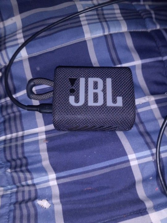 JBL GO 3