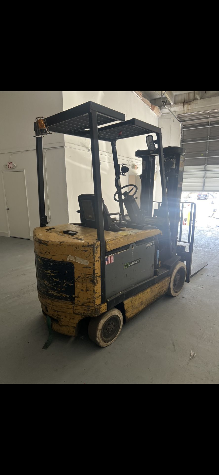 Yale Electric Forklift 