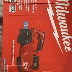 Milwaukee  FORCE LOGIC Single Channel Strut Shea