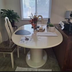 Dinning Room Table