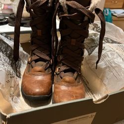 Timberland Women’s  Brown Winter Boots 6